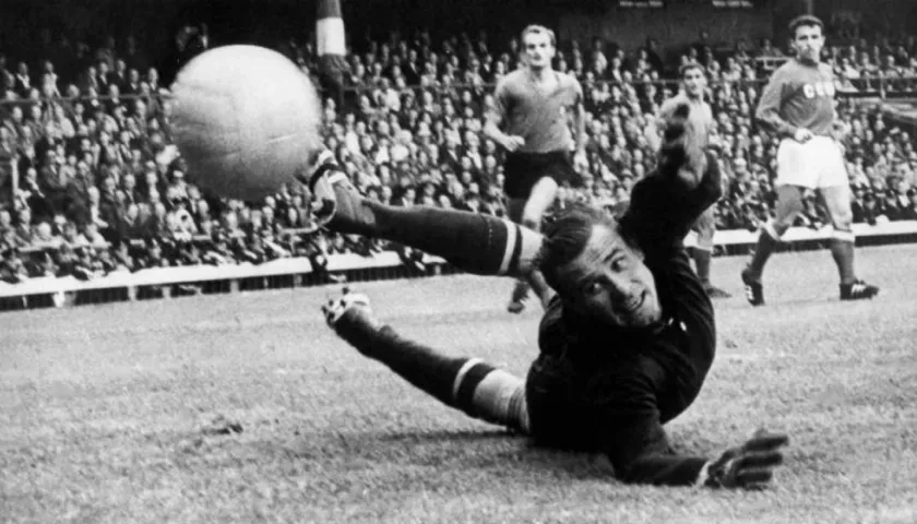 Lev Yashin, arquero soviético. 