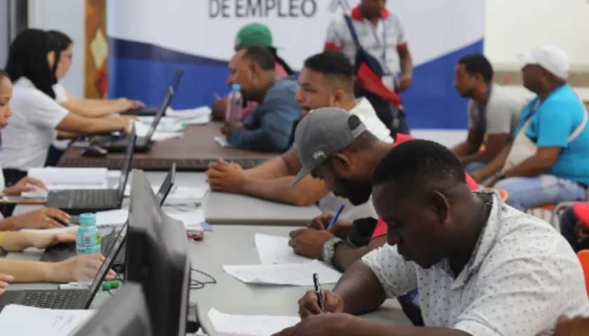 En la foto, una jornada de empleo de la Agencia de Empleo del Sena.