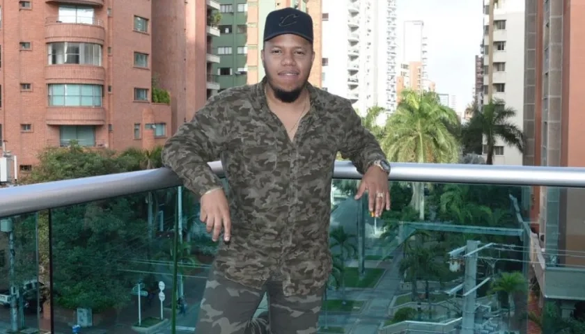 El cantante y compositor Koffe El Kafetero.