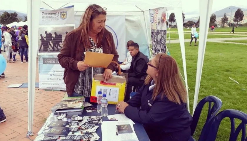 La mitad de los que han llegado a países latinoamericanos han logrado permisos de residencia permanentes o temporales.