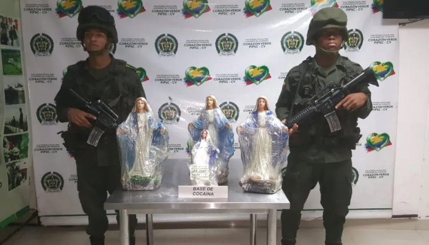 Las cuatro imágenes de la Virgen con las que se camuflaba la droga.