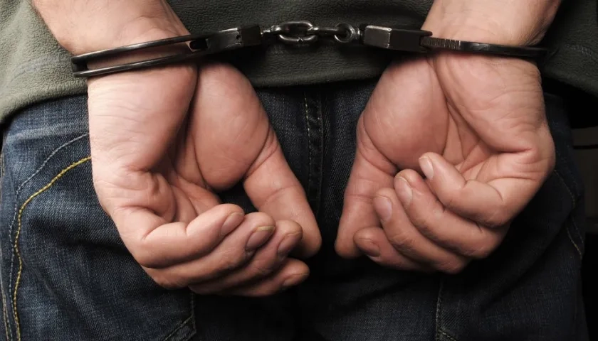 El hombre fue asegurado en centro carcelario.