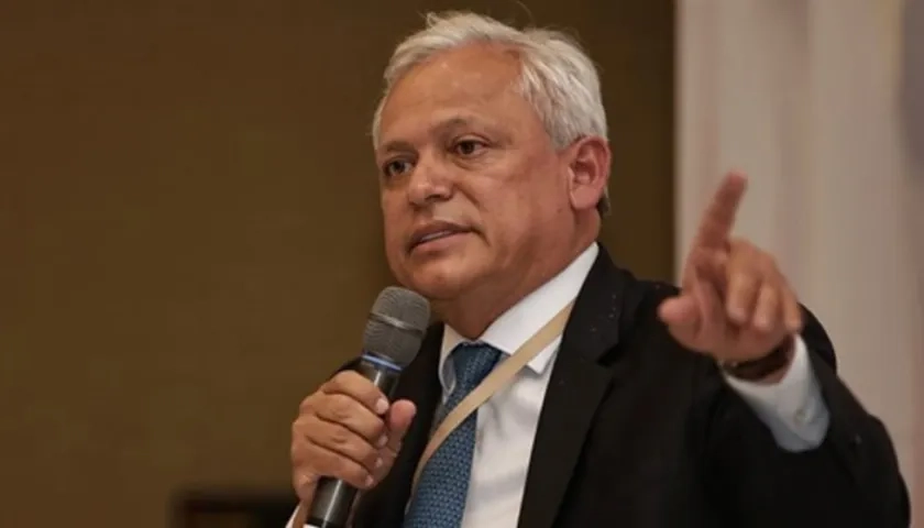 Hernán Andrade, presidente del Partido Conservador.