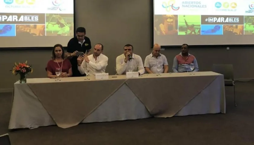 Autoridades durante la rueda de prensa de los Abiertos Nacionales 2018.