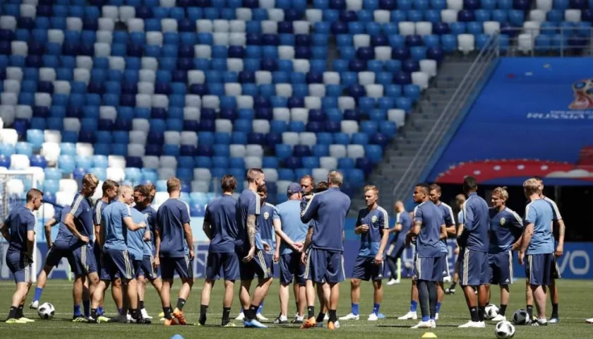 Jugadores de Suecia, durante un entrenamiento. 