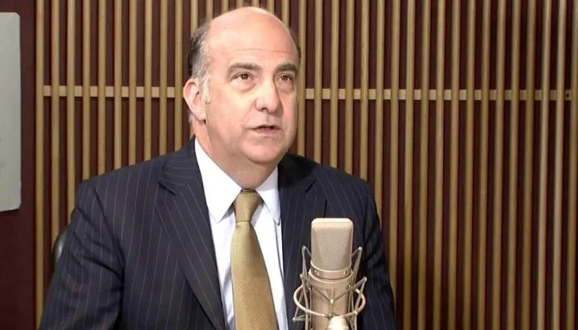 Kenneth Merten, funcionario del Departamento de Estado.