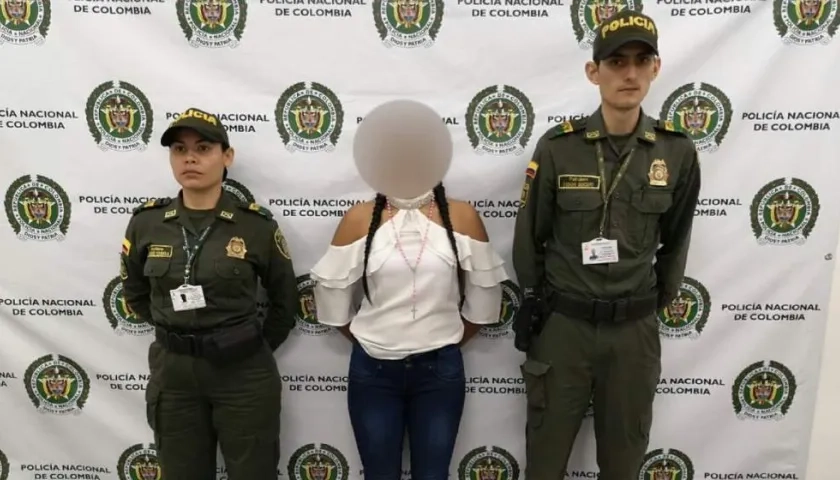 La mujer fue identificada solamente como Fernanda.