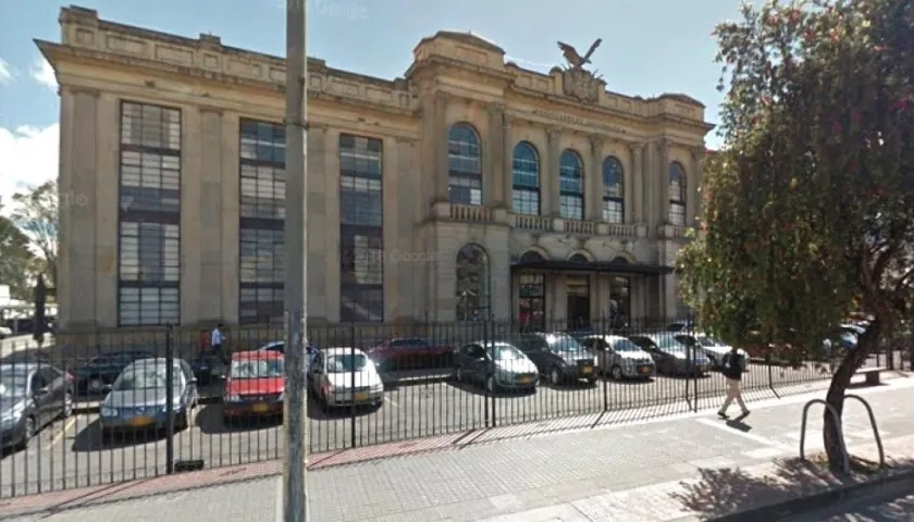 Sede del Fondo de Pasivo Social de Ferrocarriles Nacionales de Colombia.