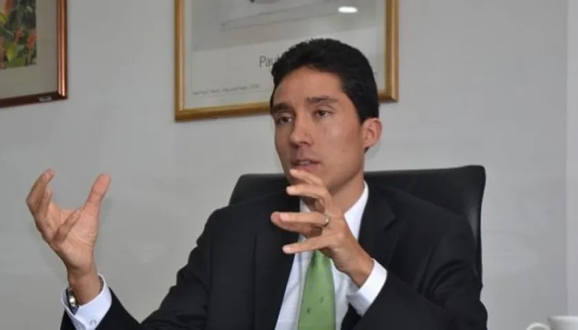 Luis Fernando Mejía asumirá dirección de Fogafín.