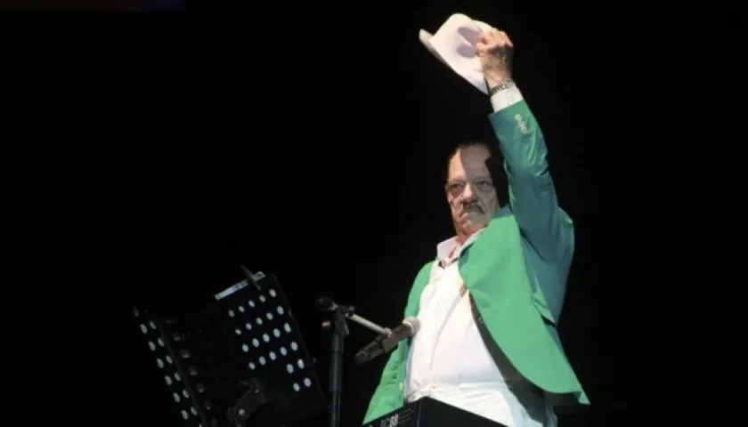 El pianista y compositor Larry Harlow.