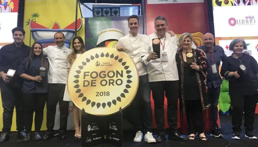 Finalistas del premio Fogón de Oro en la tarima de Sabor Barranquilla.