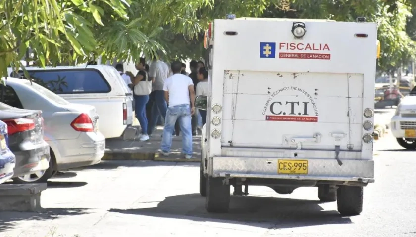 Llegada de la paletera a Medicina legal
