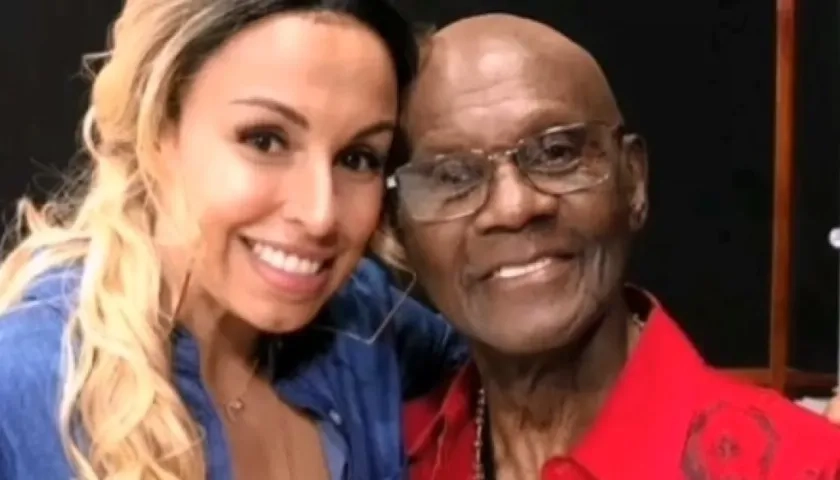 Los cantantes Maía y Cuco Valoy.