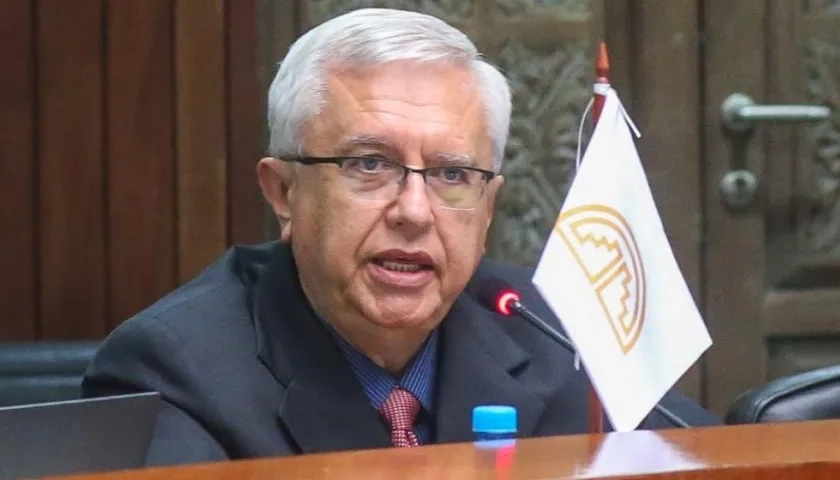 Héctor Quintero se retiró por motivos de salud de la Comunidad Andina.