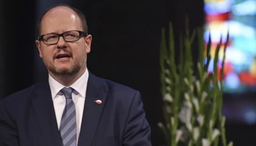 El alcalde de Gdansk, Pawel Adamowicz, falleció tras ser herido por un hombre con transtornos psiquiátricos.