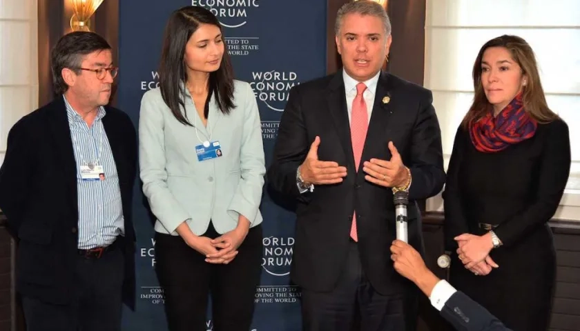 El Presidente Iván Duque explicando los alcances del convenio.