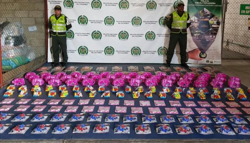 Mercancía ilegal decomisada.