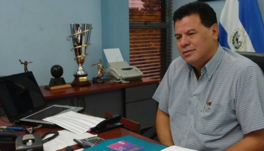 El expresidente de la FESFUT, Reynaldo Vásquez.