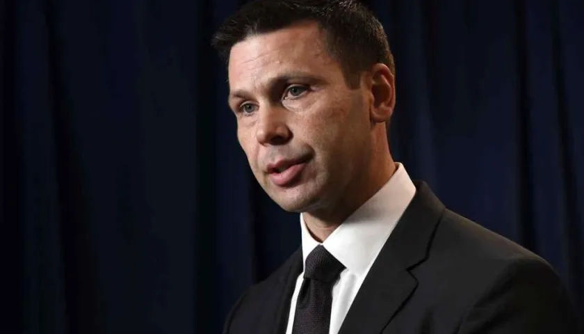 Kevin McAleenan, secretario interino de Seguridad Nacional se va del cargo.