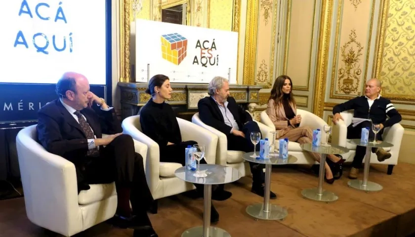 Julio Sánchez Cristo, Pilar Reyes, Sergio Cabrera y Juana Acosta.