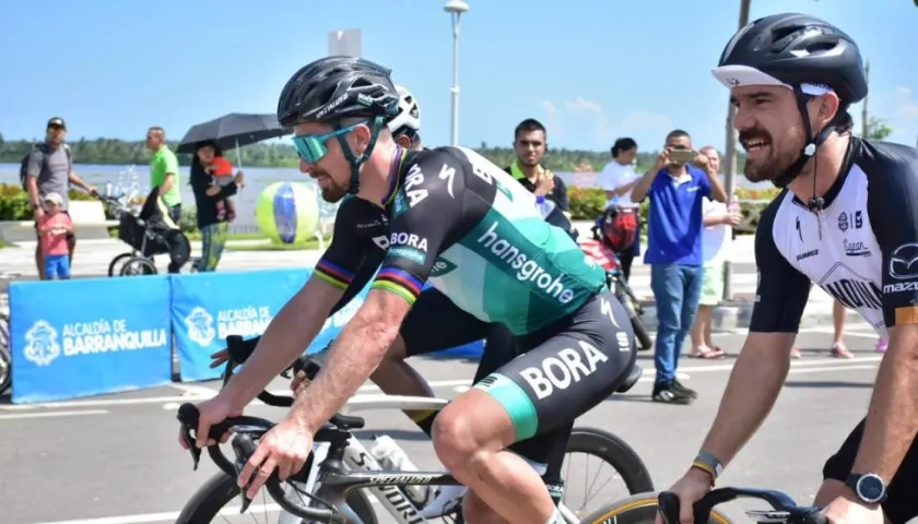 El ciclista Peter Sagan (izquierda).