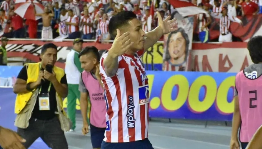 Teófilo Gutiérrez, celebrando el gol.