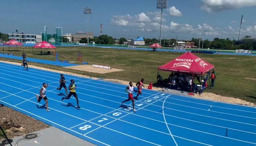 Anthony Zambrano se clasificó a finales de 400 metros