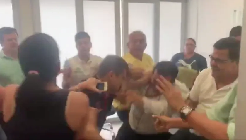 Momentos de la pelea.