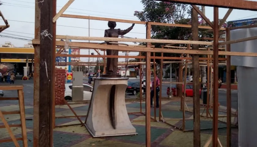 Imagen de cómo está la plazoleta de Esthercita Forero, en el norte de Barranquilla.