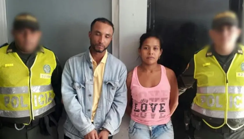 Stiven Ricardo Nuñez Escolar y  Brenda Patricia Torres Rodríguez, quien fue dejada en libertad por el juez.