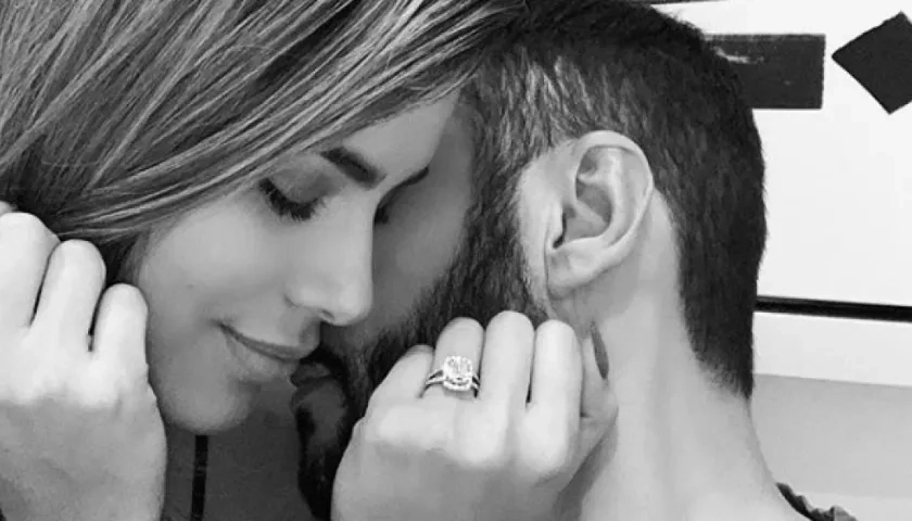 La exmiss Colombia Ariadna Gutiérrez y Cedric Gervais.