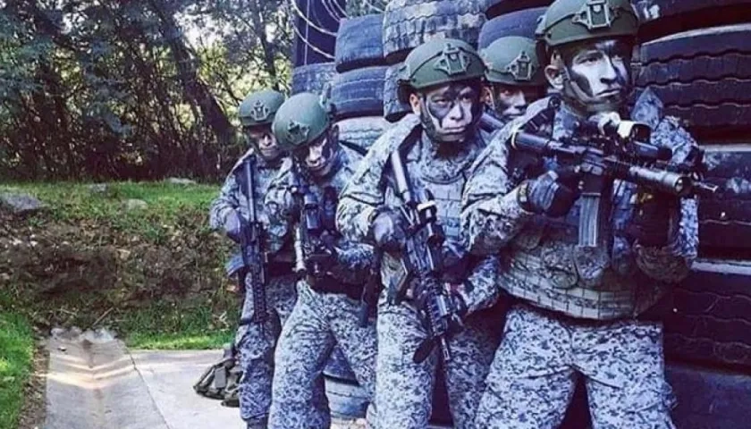 Los jóvenes que estén interesados en prestar el servicio militar en la Fuerza Aérea pueden consultar en la página web de la entidad.