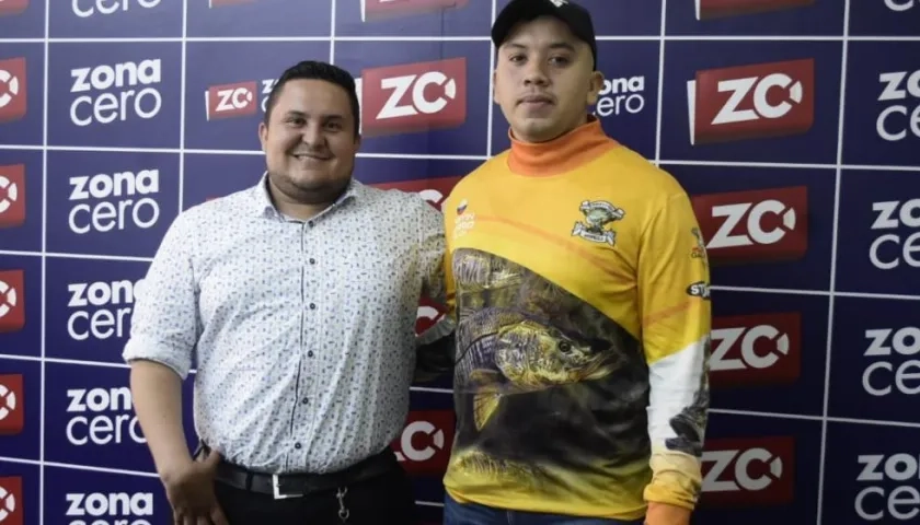 Carlos David Castilla y Kevin Noriega del club Fanáticos a la pesca Barranquilla.