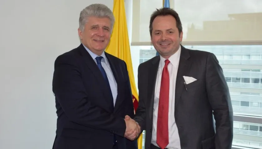 Miroslav Jenka y Carlos Ruiz Massieu.