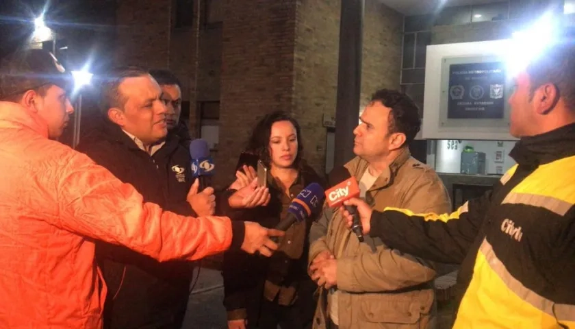 Los periodistas Andrea Díaz y Carlos Cárdenas.