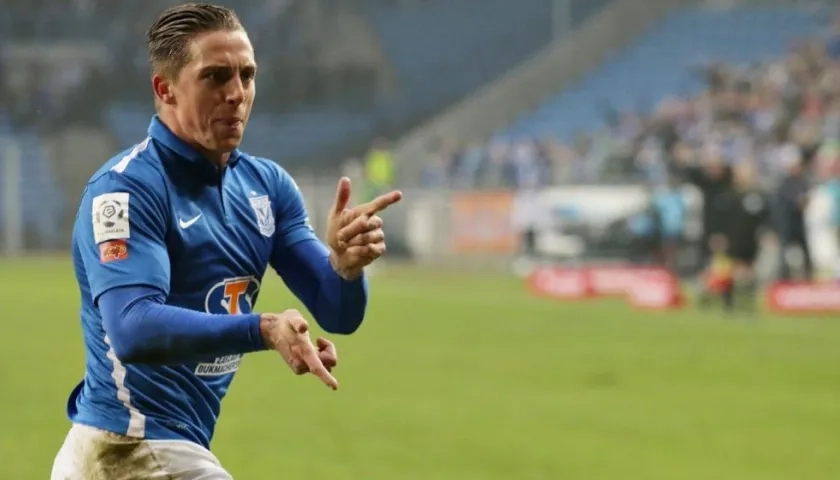 Nicki Bille, delantero danés. 