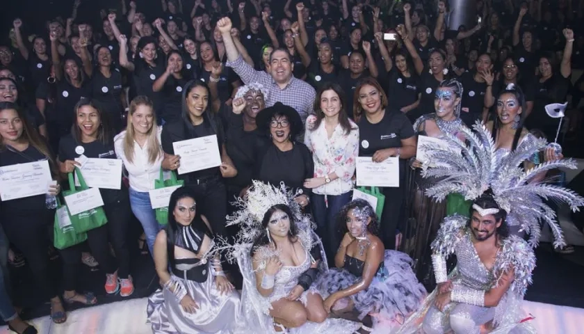 La Primera Dama en un acto de graduación de mujeres.