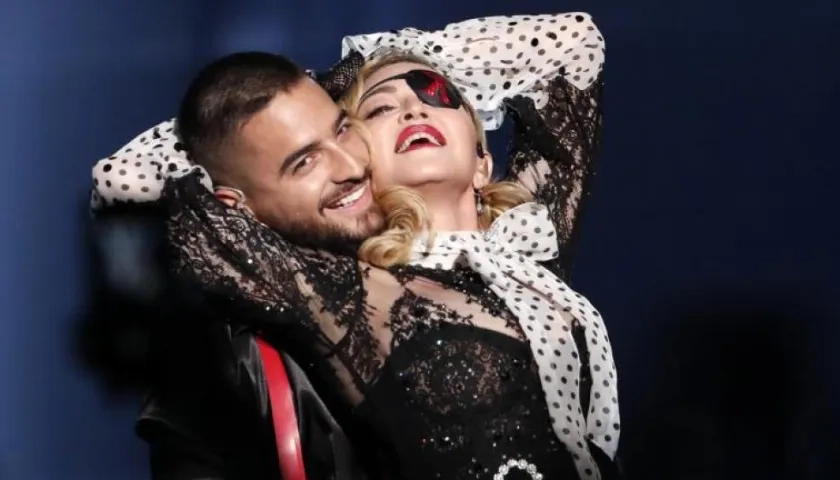 Los cantantes Maluma y Madonna.