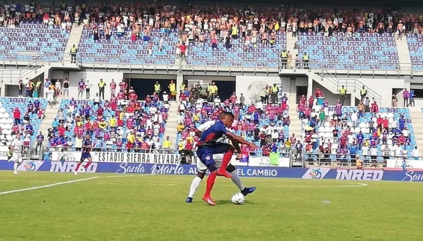 Jugada del partido Unión Magdalena contra Once Caldas.