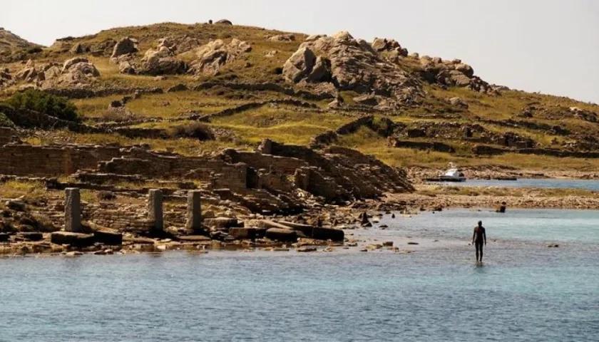 Escultura del artista británico Antony Gormley.