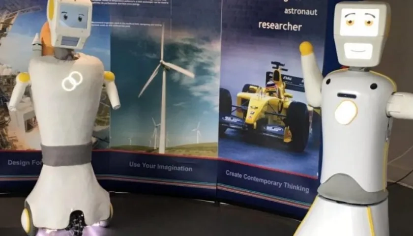 "Stevie II" es una versión avanzada del primer robot de asistencia social. 