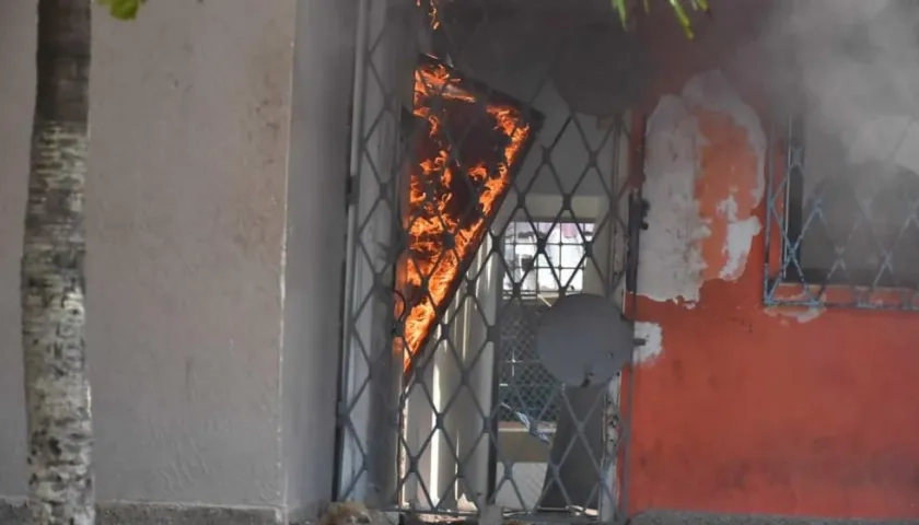 Incendio en la casa donde reside sospechoso de la muerte de la niña María José.