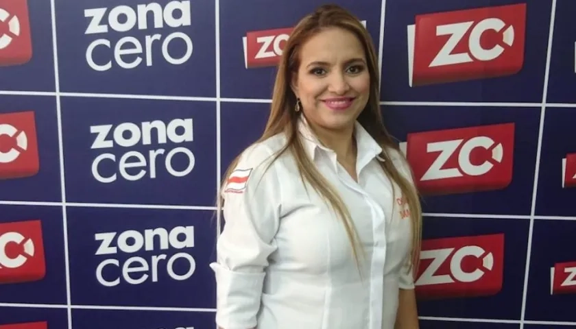 Diana Patricia Macías Reslen.