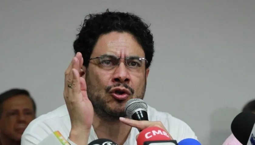 El senador de izquierdas Iván Cepeda