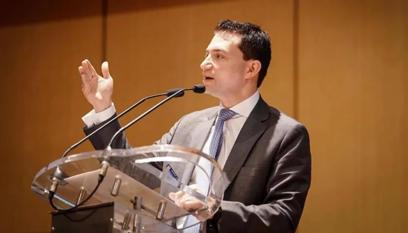 Contralor General de la República, Carlos Felipe Córdoba Larrarte