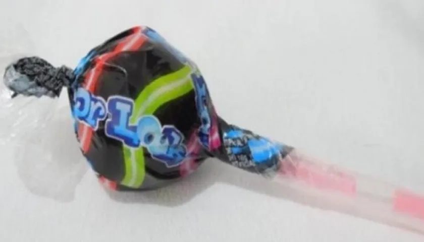 El caramelo 'Dr. Look palito láser'.