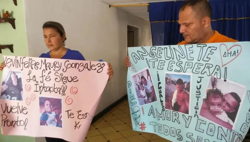 Padres de Kevin en su casa en Los Andes