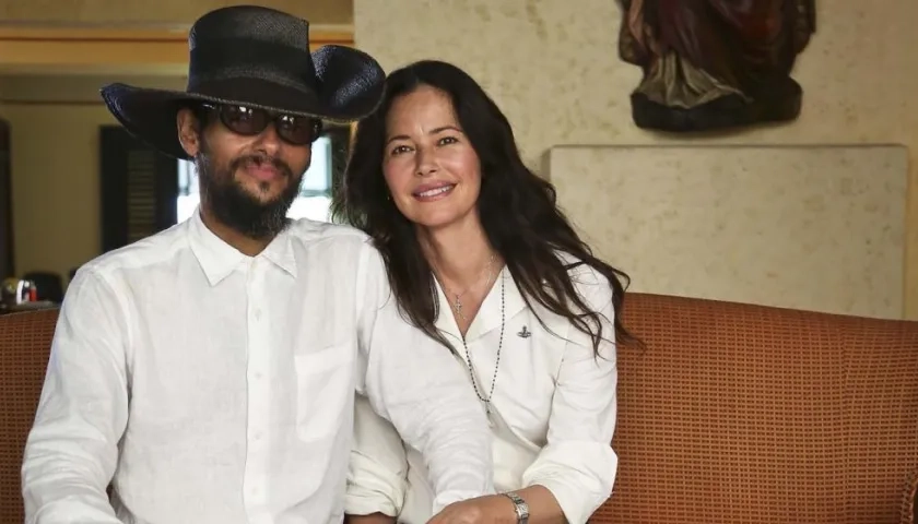 Draco Rosa y su esposa Ángela Alvarado.