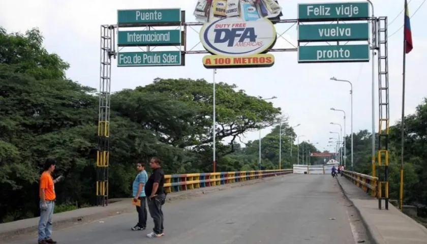Puente Francisco de Paula Santander.