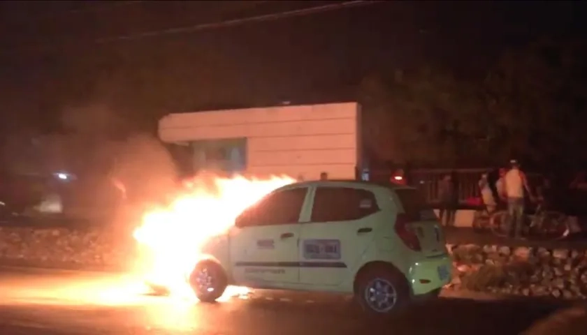 El 'zapatico' envuelto en llamas.